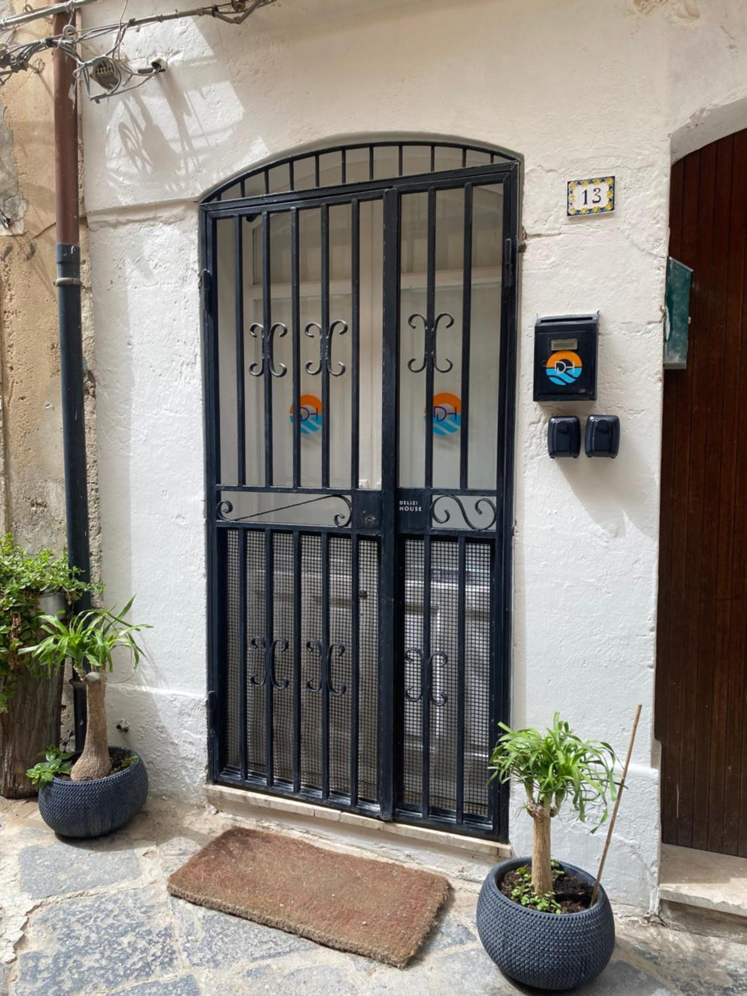 シラクーサDelizia House Ortigia,Centro Citta, Vicino Al Mareアパートメント エクステリア 写真